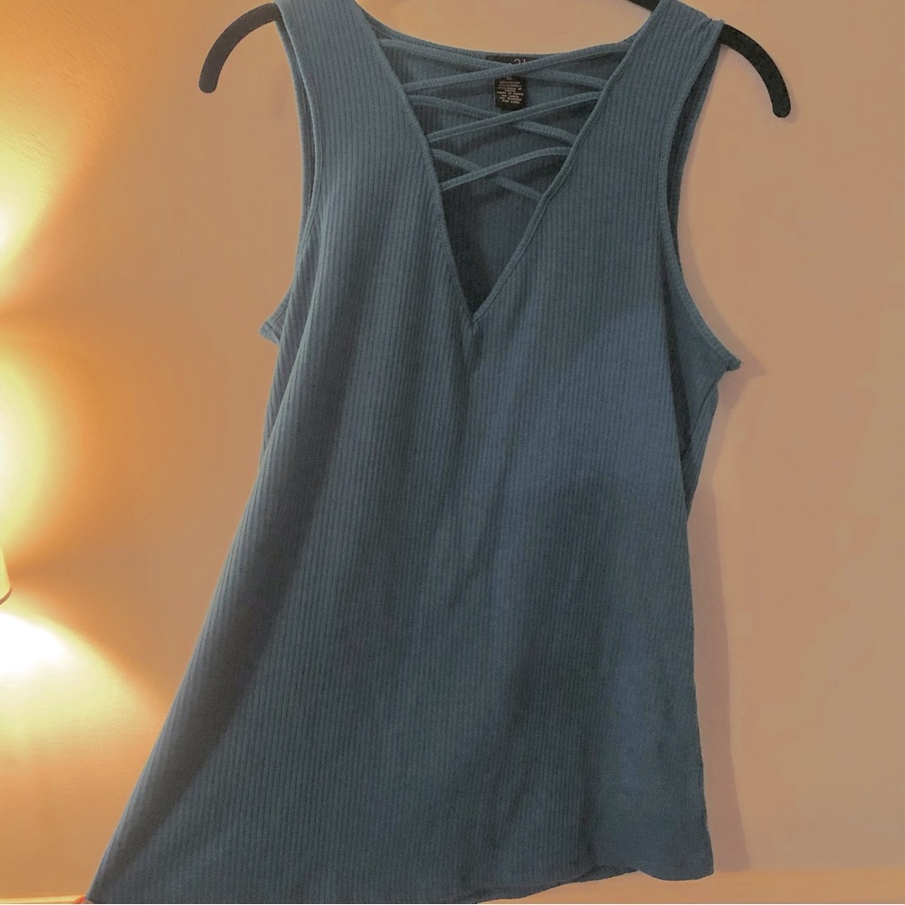RUE 21 tank top